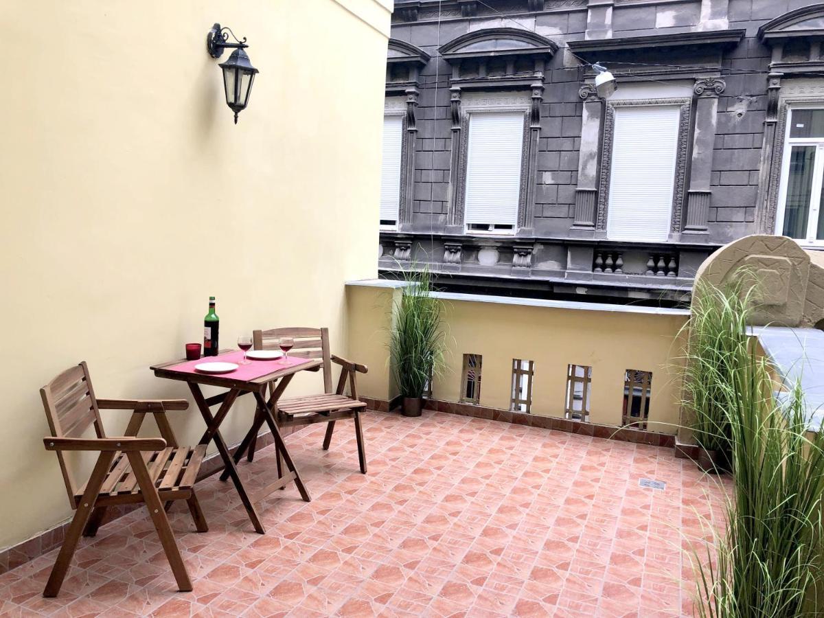 Basilica Suites Budapeste Exterior foto